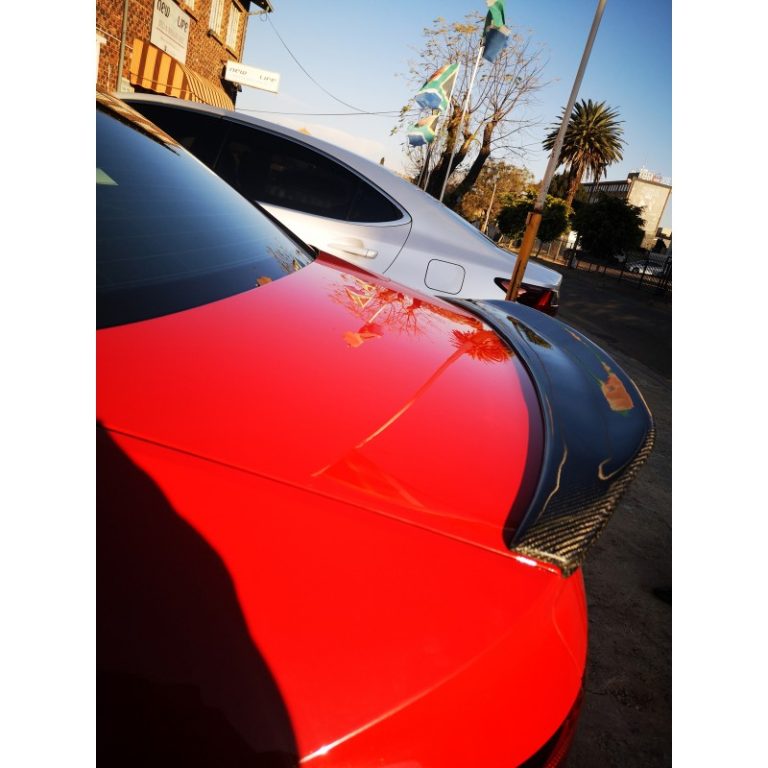 Linear R 4918 AUDI A4 B9 C-Style Carbon Fiber Boot Spoiler - Coated